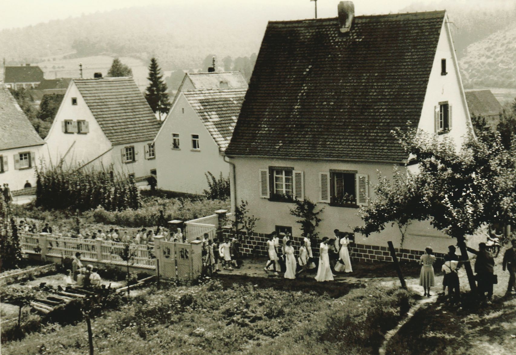 Einweihung der Turnhalle 03.jpg